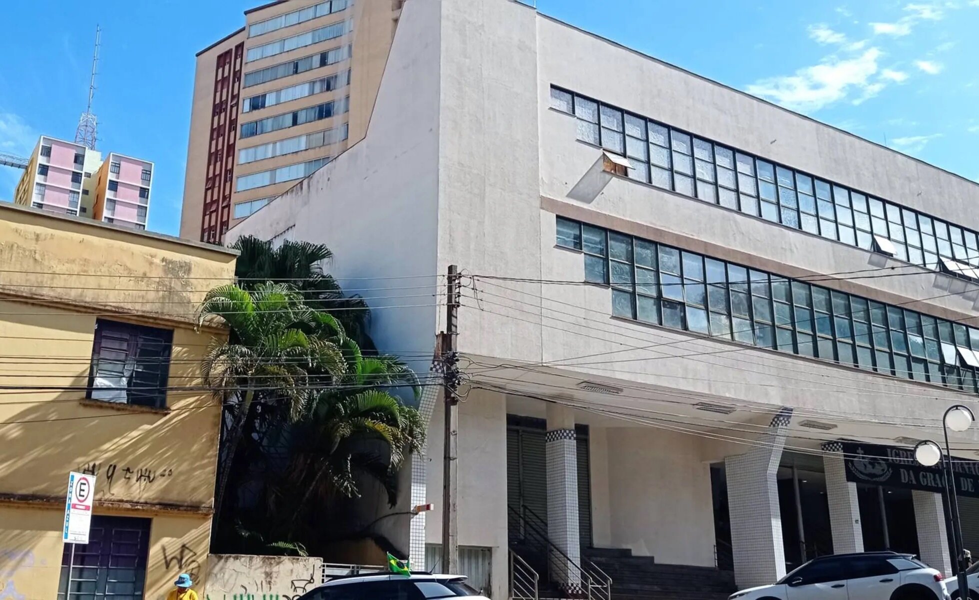 A sede do Grêmio Literário e Recreativo Londrinense