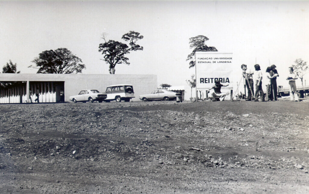 Os primeiros anos da Universidade Estadual de Londrina