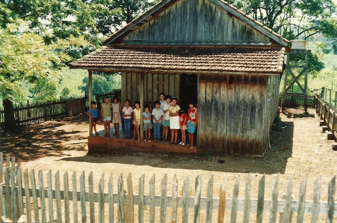 Entre espigões, fogueiras e sementes