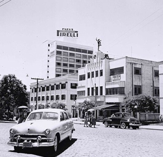 Um recorte fotográfico do centro de Londrina nos anos 1950