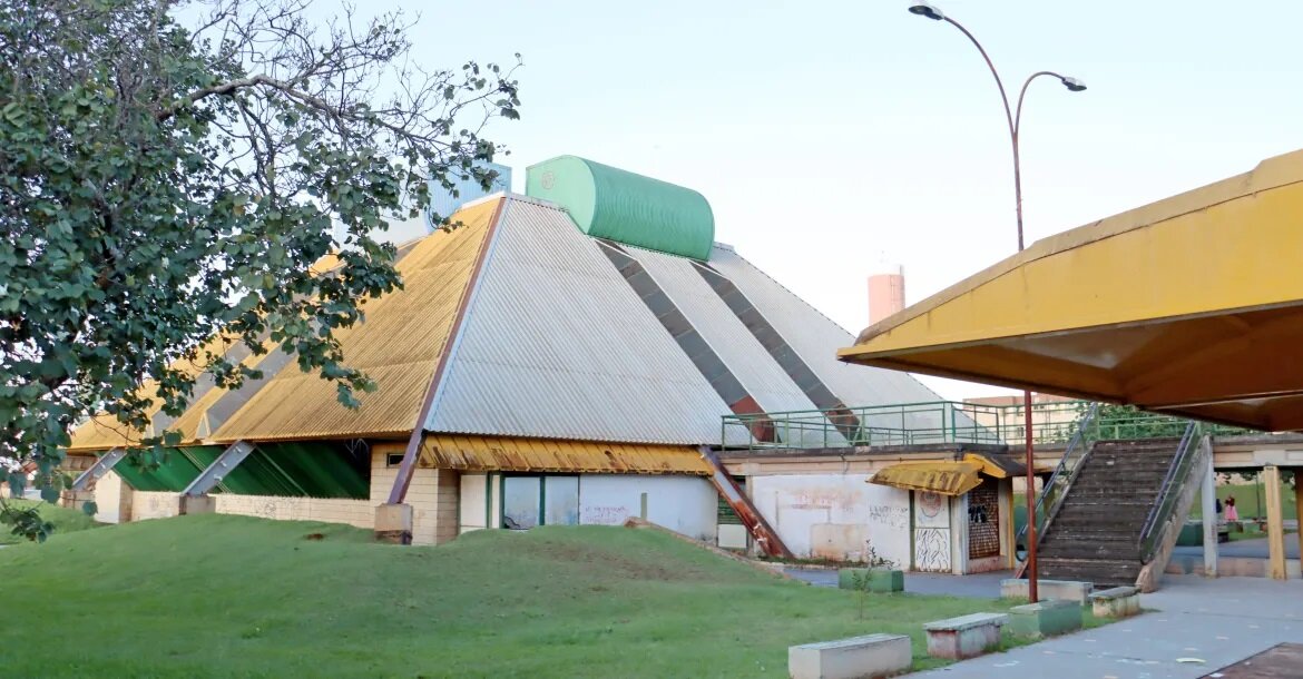 A escola municipal Zumbi dos Palmares: educação e resistência em Londrina