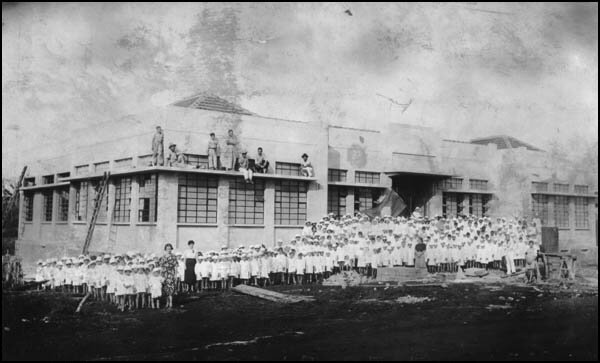 A escola que simbolizou a chegada da “civilização” ao sertão