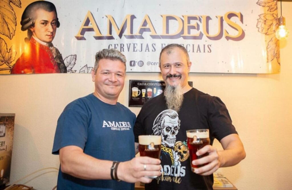 Amadeus: cerveja, arte e sotaque local