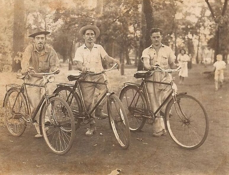 No Bosque, entre amigos e pioneiros